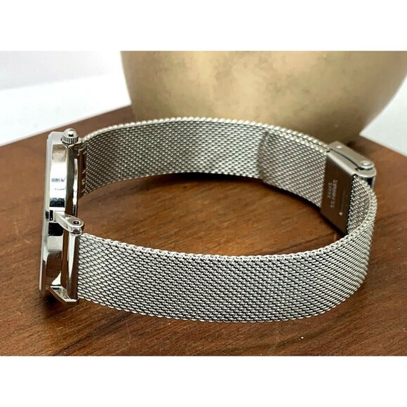 Daniel Wellington Womens Watch DW00100164 White Dial 32mm Silver Tone Mesh Strap - Picture 8 of 13